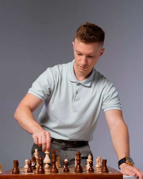 Sutormin, Danila