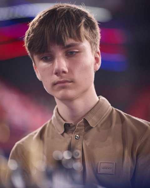 Bardyk, Artem